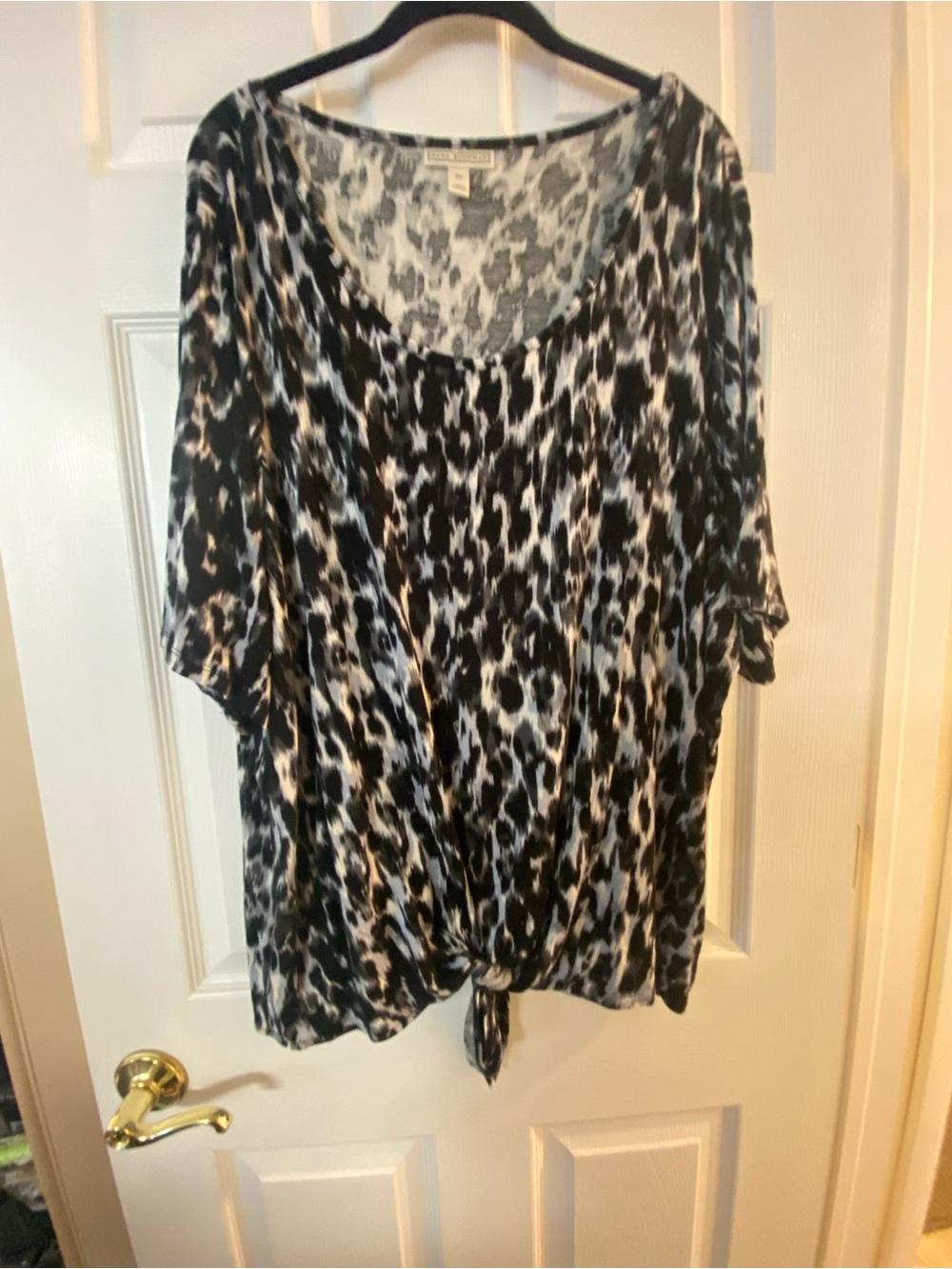 Dana Buchman Black & White Animal-Print Tie-Front Tunic